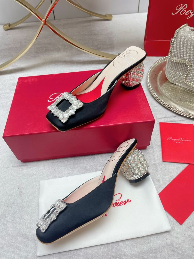 Roger Vivier flat shoes